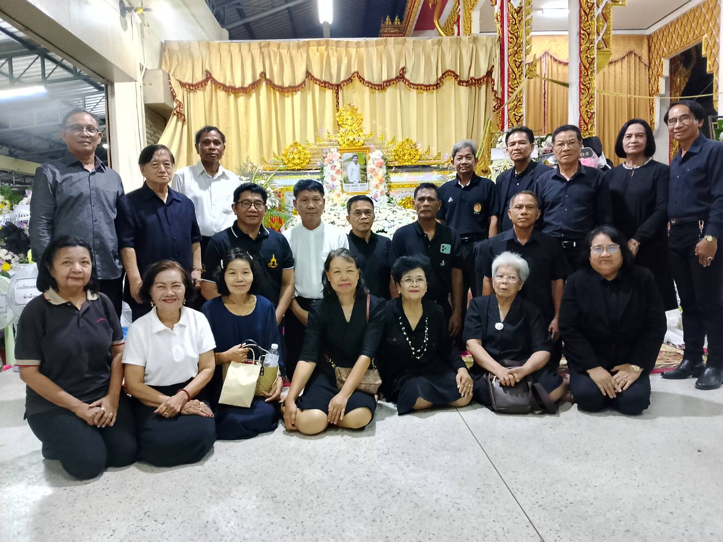 สวดอภิธรรมศพนายสมพร อาษา